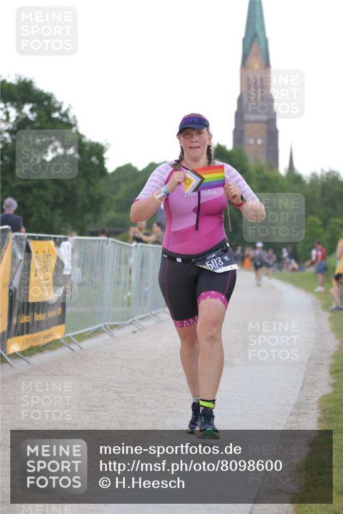 22.06.2025 - Viking Triathlon H.Heesch http://msf.ph/oto/8098600 22.06.2025 16:28:08 Laufen 503 meine-sportfotos.de