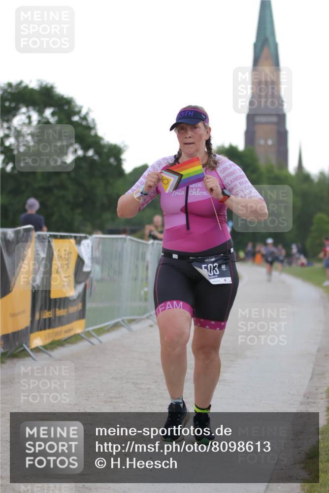 22.06.2025 - Viking Triathlon H.Heesch http://msf.ph/oto/8098613 22.06.2025 16:28:08 Laufen 503 meine-sportfotos.de