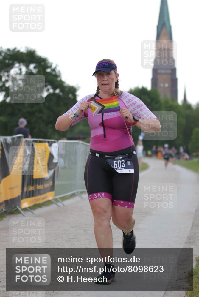 22.06.2025 - Viking Triathlon H.Heesch http://msf.ph/oto/8098623 22.06.2025 16:28:08 Laufen 503 meine-sportfotos.de