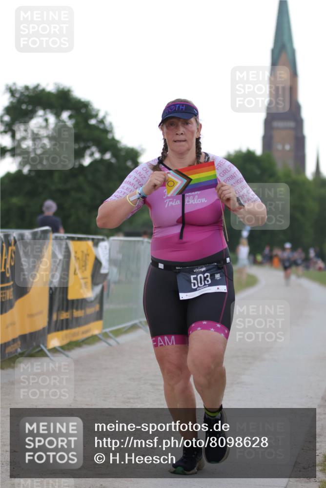 22.06.2025 - Viking Triathlon H.Heesch http://msf.ph/oto/8098628 22.06.2025 16:28:09 Laufen 503 meine-sportfotos.de