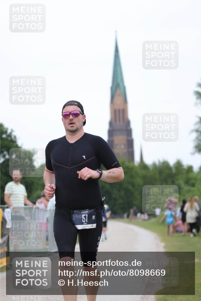 22.06.2025 - Viking Triathlon H.Heesch http://msf.ph/oto/8098669 22.06.2025 15:37:12 Laufen 51, 285 meine-sportfotos.de