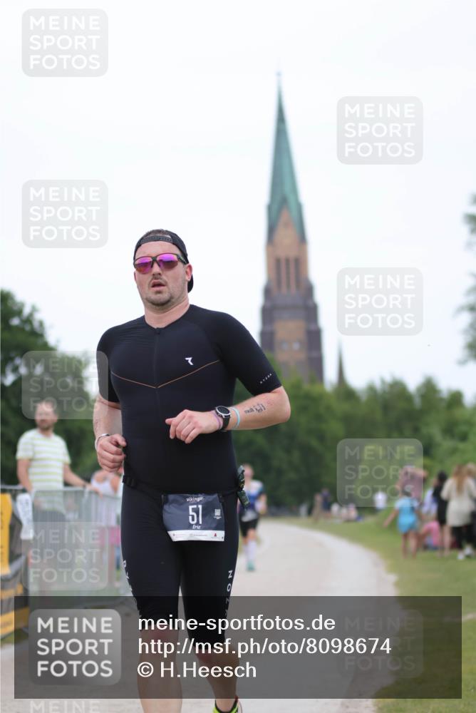 22.06.2025 - Viking Triathlon H.Heesch http://msf.ph/oto/8098674 22.06.2025 15:37:12 Laufen 51, 285 meine-sportfotos.de