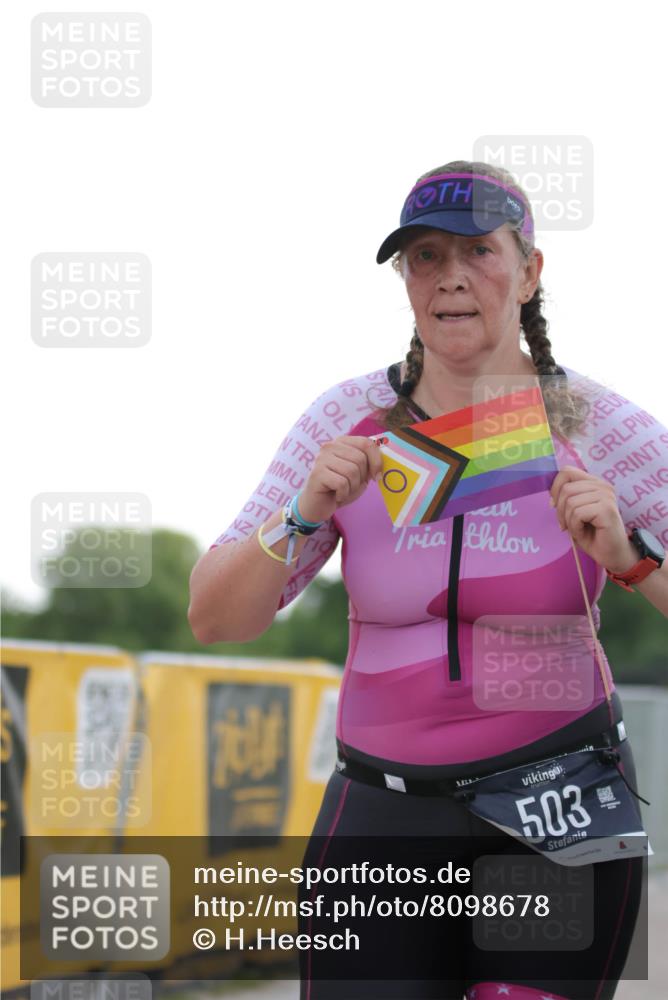 22.06.2025 - Viking Triathlon H.Heesch http://msf.ph/oto/8098678 22.06.2025 16:28:10 Laufen 503 meine-sportfotos.de