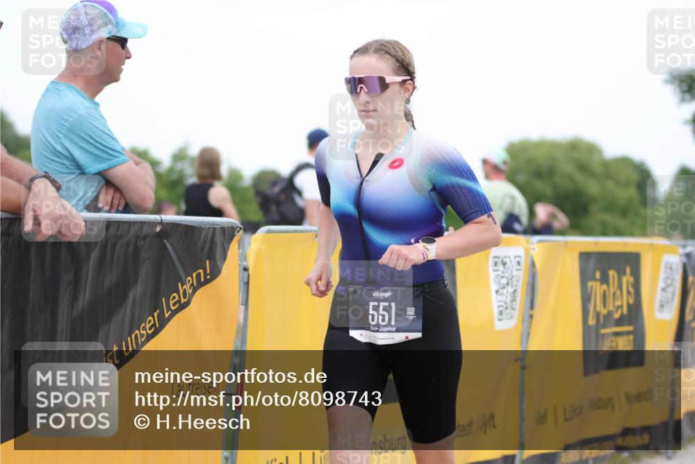 22.06.2025 - Viking Triathlon H.Heesch http://msf.ph/oto/8098743 22.06.2025 15:37:22 Laufen 551 meine-sportfotos.de