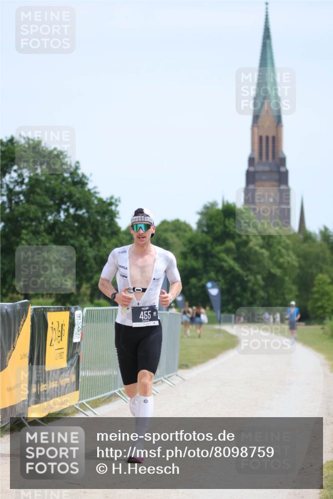 22.06.2025 - Viking Triathlon H.Heesch http://msf.ph/oto/8098759 22.06.2025 12:37:18 Laufen 455 meine-sportfotos.de