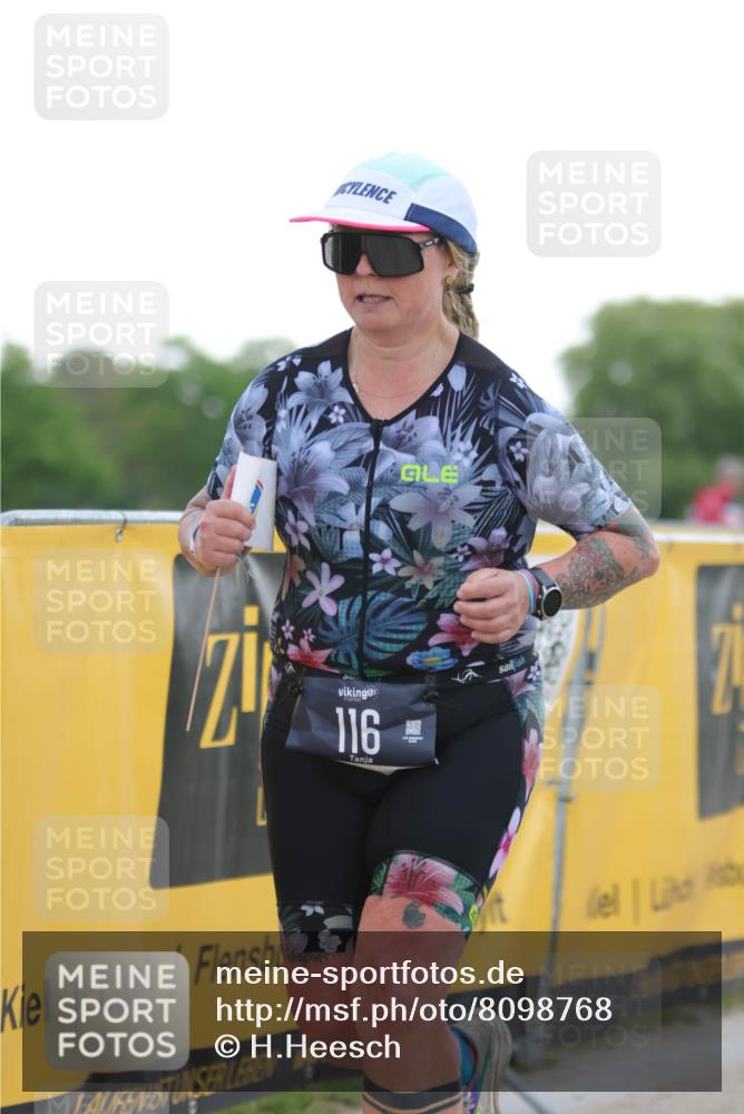22.06.2025 - Viking Triathlon H.Heesch http://msf.ph/oto/8098768 22.06.2025 16:28:28 Laufen 116 meine-sportfotos.de
