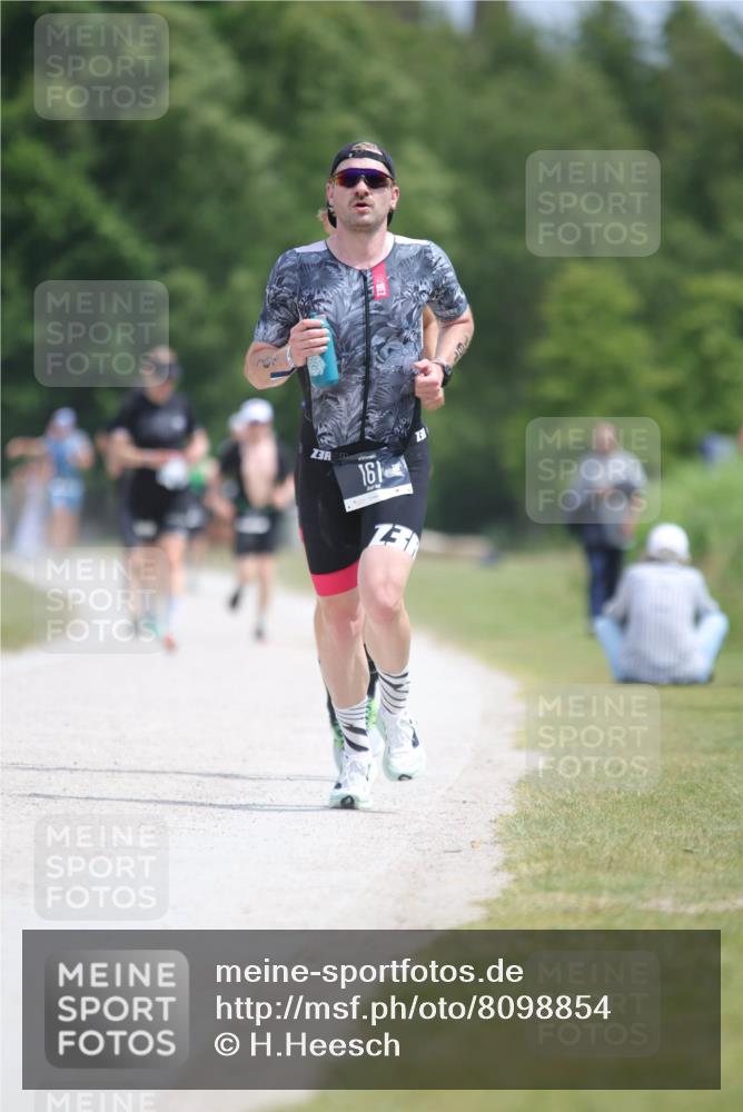 22.06.2025 - Viking Triathlon H.Heesch http://msf.ph/oto/8098854 22.06.2025 13:15:32 Laufen 161, 265, 382 meine-sportfotos.de