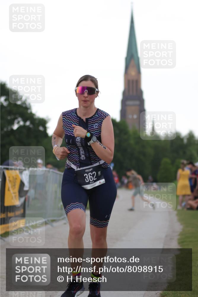 22.06.2025 - Viking Triathlon H.Heesch http://msf.ph/oto/8098915 22.06.2025 16:28:38 Laufen 362 meine-sportfotos.de