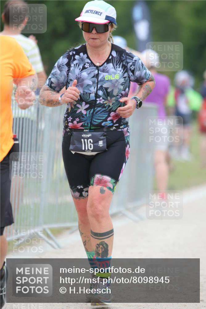 22.06.2025 - Viking Triathlon H.Heesch http://msf.ph/oto/8098945 22.06.2025 15:38:04 Laufen 116, 334, 633 meine-sportfotos.de