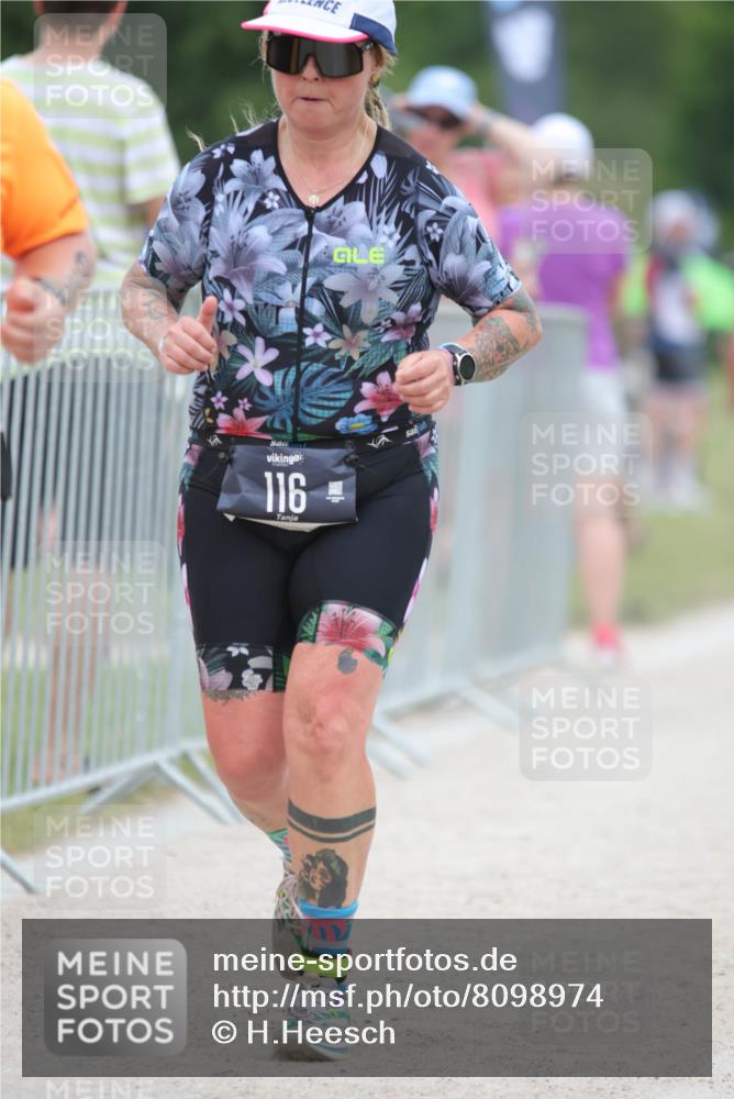 22.06.2025 - Viking Triathlon H.Heesch http://msf.ph/oto/8098974 22.06.2025 15:38:04 Laufen 116, 334, 633 meine-sportfotos.de