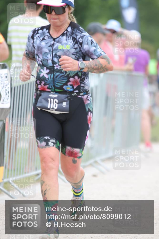 22.06.2025 - Viking Triathlon H.Heesch http://msf.ph/oto/8099012 22.06.2025 15:38:04 Laufen 116, 334, 633 meine-sportfotos.de