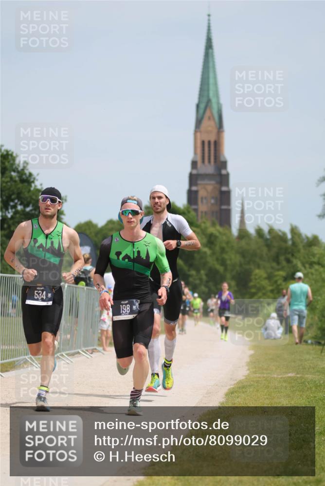 22.06.2025 - Viking Triathlon H.Heesch http://msf.ph/oto/8099029 22.06.2025 13:15:57 Laufen 170, 198, 304, 393, 534 meine-sportfotos.de