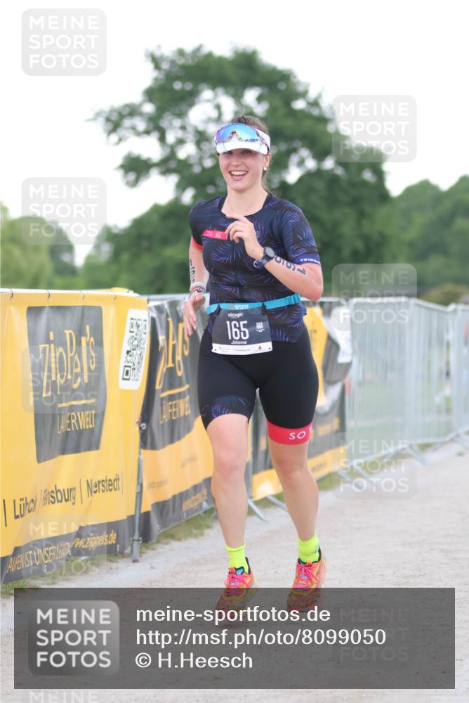 22.06.2025 - Viking Triathlon H.Heesch http://msf.ph/oto/8099050 22.06.2025 16:30:26 Laufen 165 meine-sportfotos.de