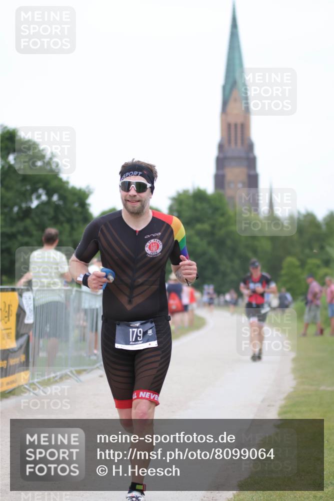 22.06.2025 - Viking Triathlon H.Heesch http://msf.ph/oto/8099064 22.06.2025 15:38:15 Laufen 179, 315 meine-sportfotos.de