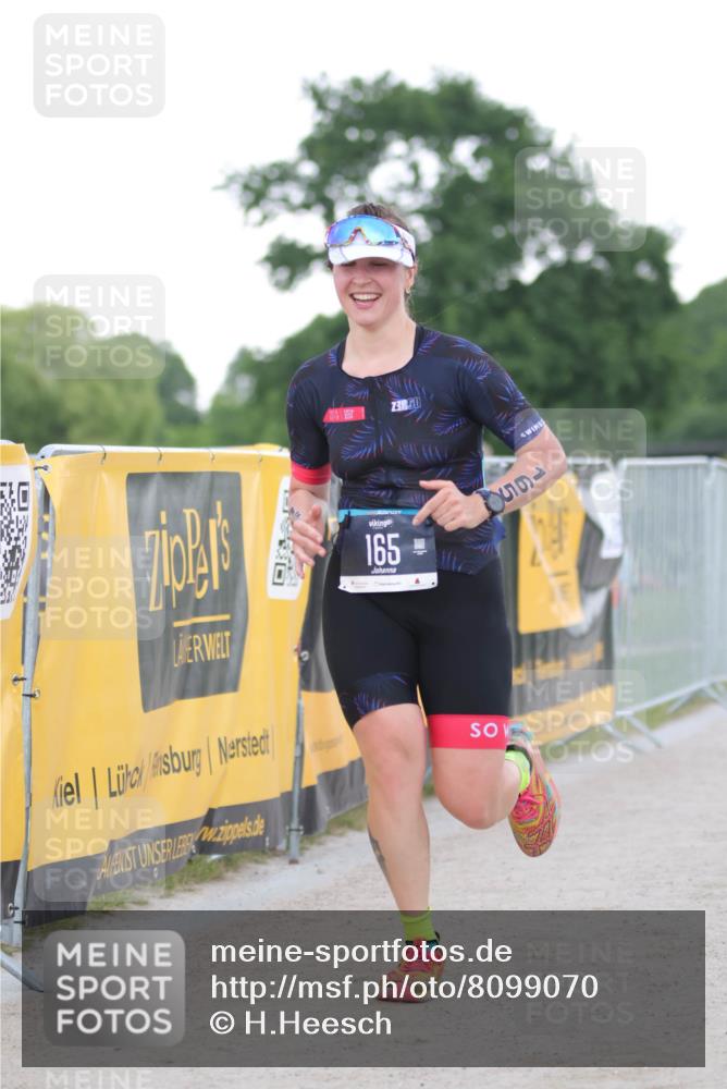 22.06.2025 - Viking Triathlon H.Heesch http://msf.ph/oto/8099070 22.06.2025 16:30:26 Laufen 165 meine-sportfotos.de