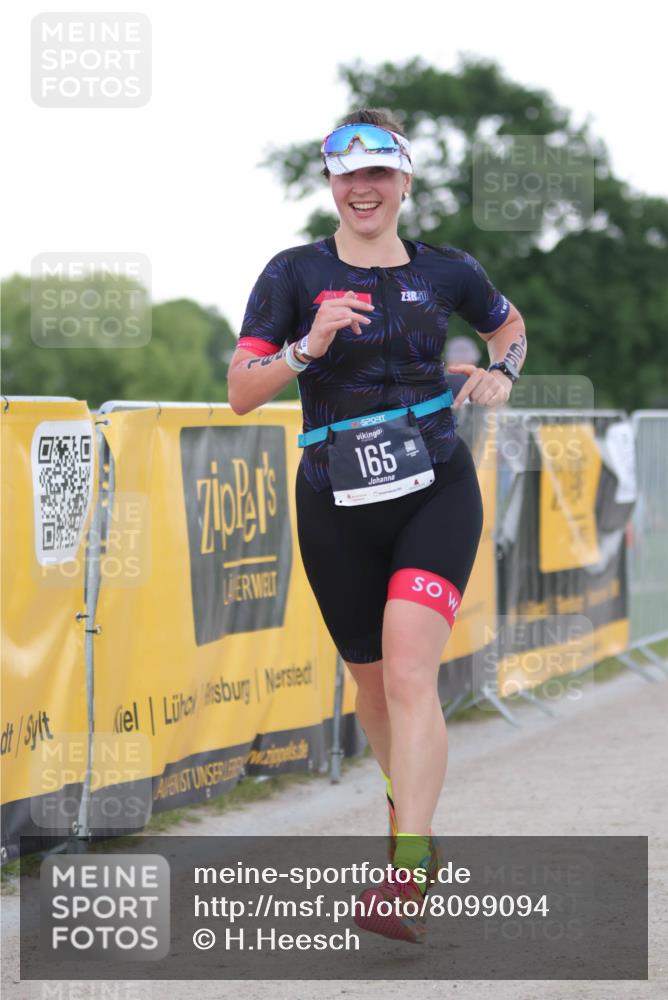 22.06.2025 - Viking Triathlon H.Heesch http://msf.ph/oto/8099094 22.06.2025 16:30:26 Laufen 165 meine-sportfotos.de