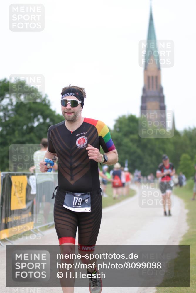22.06.2025 - Viking Triathlon H.Heesch http://msf.ph/oto/8099098 22.06.2025 15:38:15 Laufen 179, 315 meine-sportfotos.de