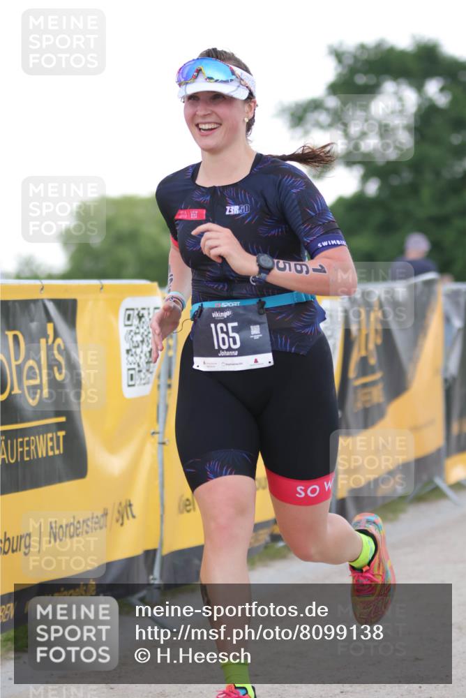 22.06.2025 - Viking Triathlon H.Heesch http://msf.ph/oto/8099138 22.06.2025 16:30:27 Laufen 165 meine-sportfotos.de