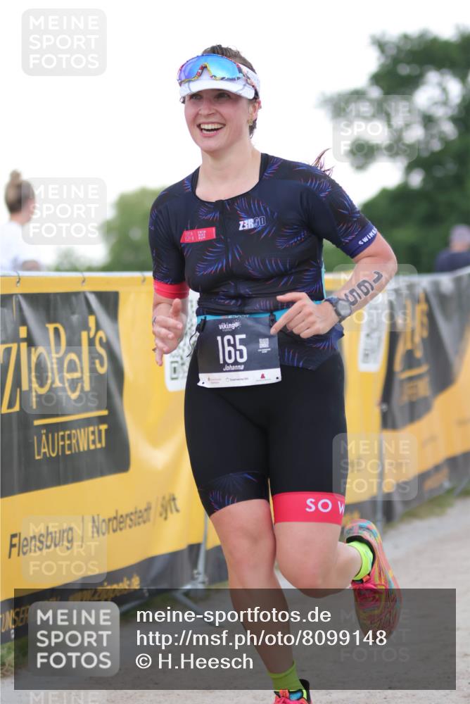 22.06.2025 - Viking Triathlon H.Heesch http://msf.ph/oto/8099148 22.06.2025 16:30:27 Laufen 165 meine-sportfotos.de