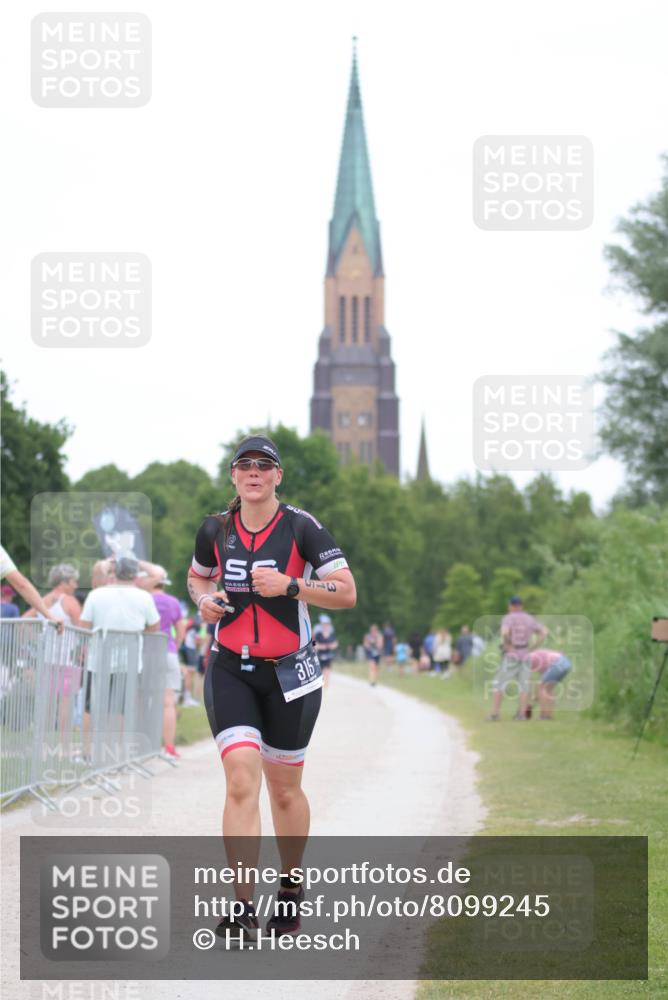 22.06.2025 - Viking Triathlon H.Heesch http://msf.ph/oto/8099245 22.06.2025 15:38:21 Laufen 315 meine-sportfotos.de