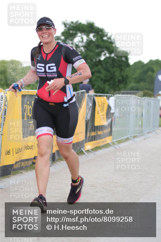 22.06.2025 - Viking Triathlon H.Heesch http://msf.ph/oto/8099258 22.06.2025 16:31:23 Laufen 315 meine-sportfotos.de