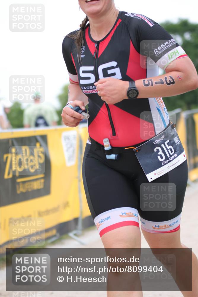 22.06.2025 - Viking Triathlon H.Heesch http://msf.ph/oto/8099404 22.06.2025 15:38:24 Laufen 315 meine-sportfotos.de