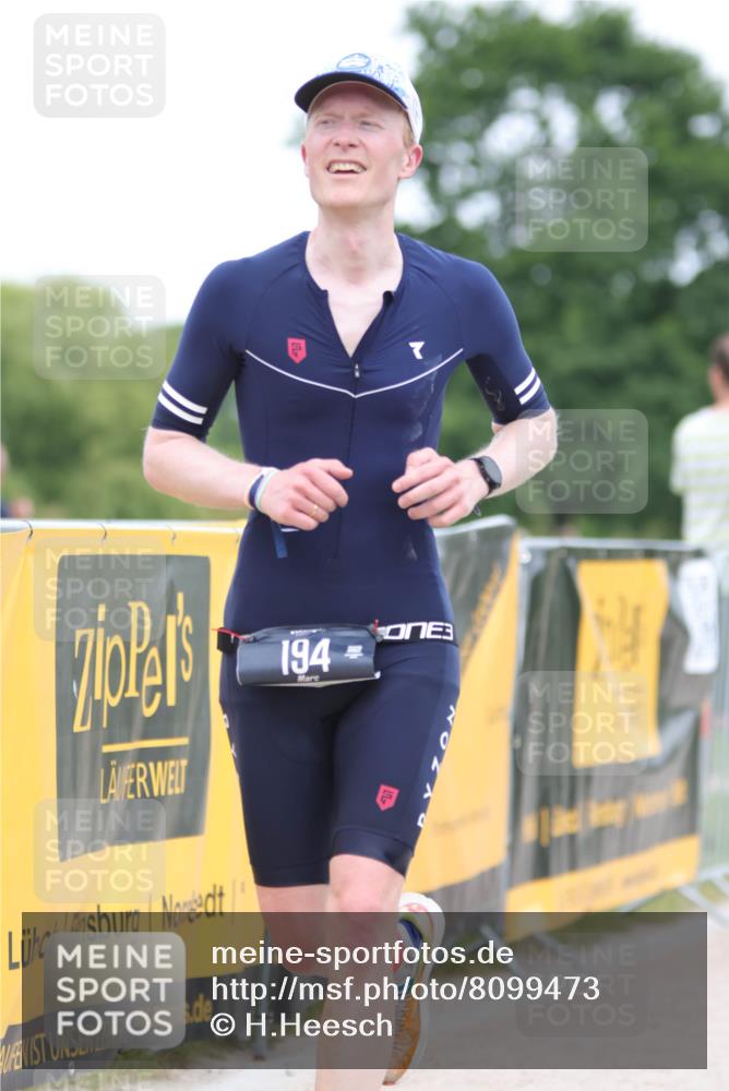 22.06.2025 - Viking Triathlon H.Heesch http://msf.ph/oto/8099473 22.06.2025 15:38:42 Laufen 194 meine-sportfotos.de