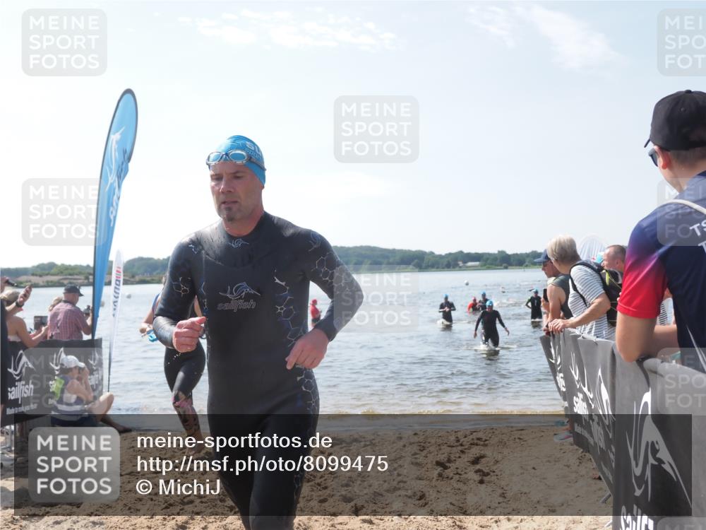 22.06.2025 - Viking Triathlon MichiJ http://msf.ph/oto/8099475 22.06.2025 10:43:53 Schwimmen 41, 249, 362, 442, 531, 627 meine-sportfotos.de