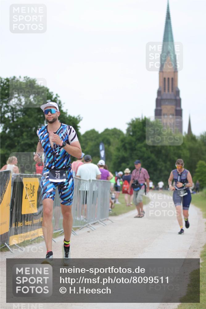 22.06.2025 - Viking Triathlon H.Heesch http://msf.ph/oto/8099511 22.06.2025 15:38:49 Laufen 70, 362 meine-sportfotos.de