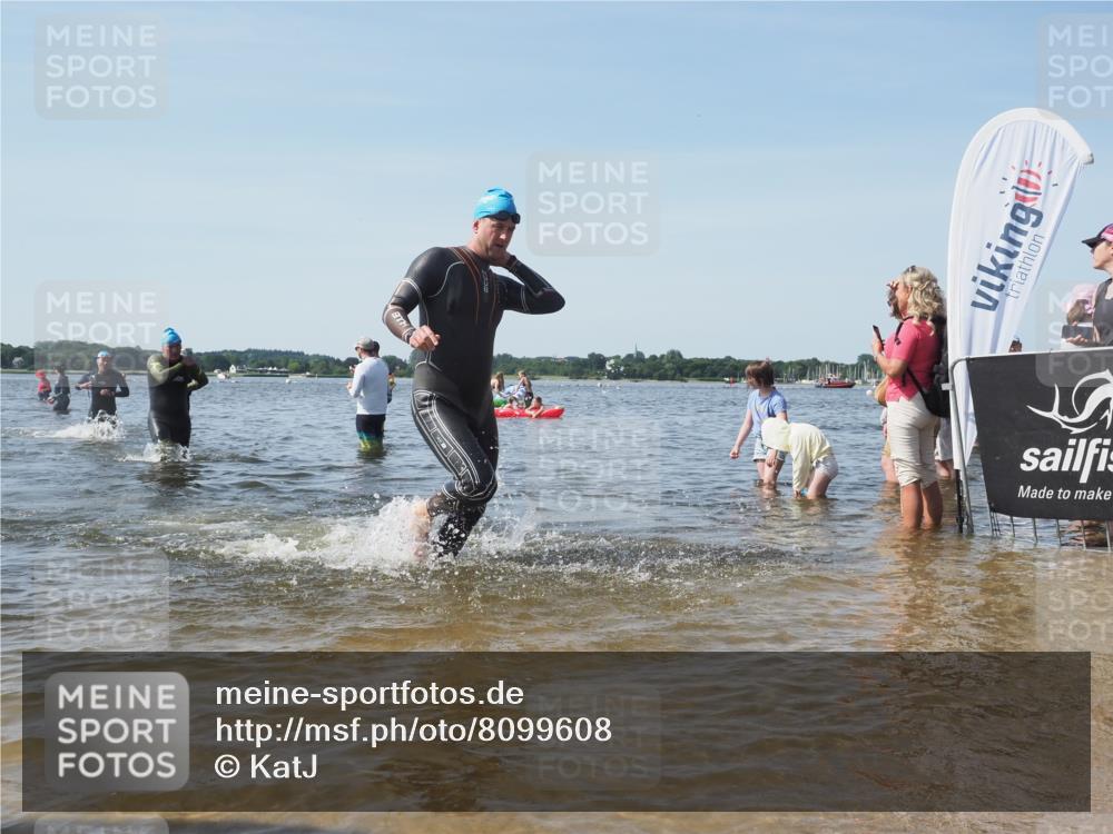 22.06.2025 - Viking Triathlon KatJ http://msf.ph/oto/8099608 22.06.2025 10:32:43 Schwimmen 80, 208, 278, 554 meine-sportfotos.de
