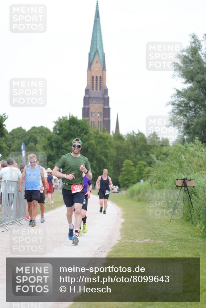 22.06.2025 - Viking Triathlon H.Heesch http://msf.ph/oto/8099643 22.06.2025 15:39:02 Laufen 243, 634 meine-sportfotos.de