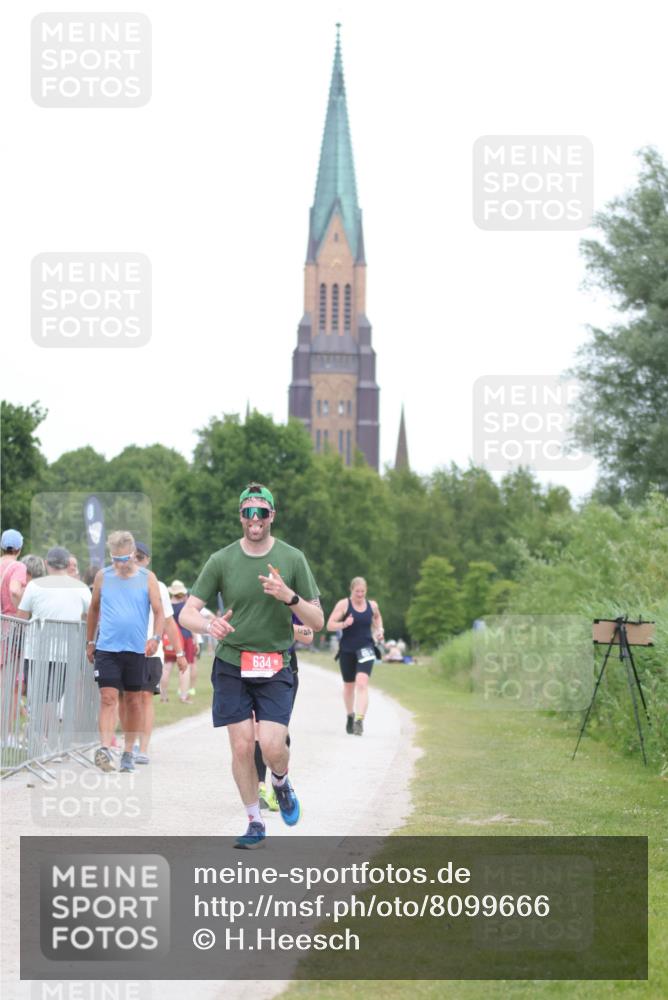 22.06.2025 - Viking Triathlon H.Heesch http://msf.ph/oto/8099666 22.06.2025 15:39:02 Laufen 243, 634 meine-sportfotos.de