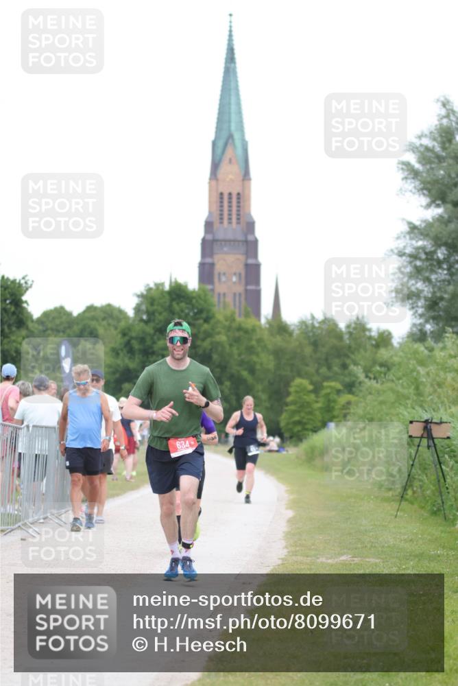 22.06.2025 - Viking Triathlon H.Heesch http://msf.ph/oto/8099671 22.06.2025 15:39:02 Laufen 243, 634 meine-sportfotos.de