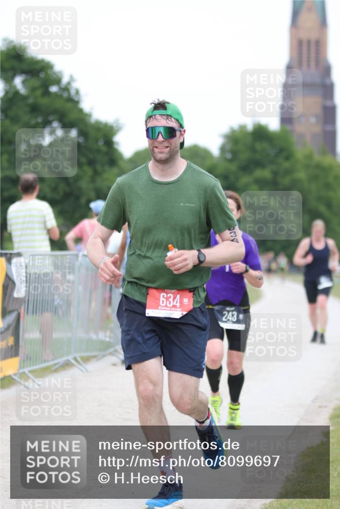 22.06.2025 - Viking Triathlon H.Heesch http://msf.ph/oto/8099697 22.06.2025 15:39:04 Laufen 243, 475, 634 meine-sportfotos.de