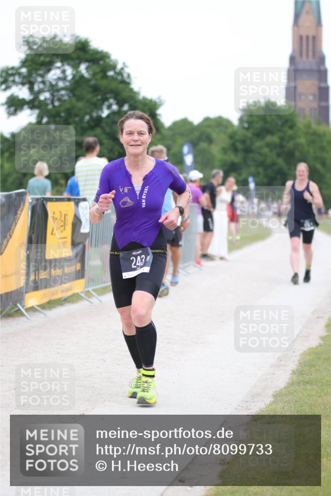 22.06.2025 - Viking Triathlon H.Heesch http://msf.ph/oto/8099733 22.06.2025 15:39:06 Laufen 243, 475, 634 meine-sportfotos.de