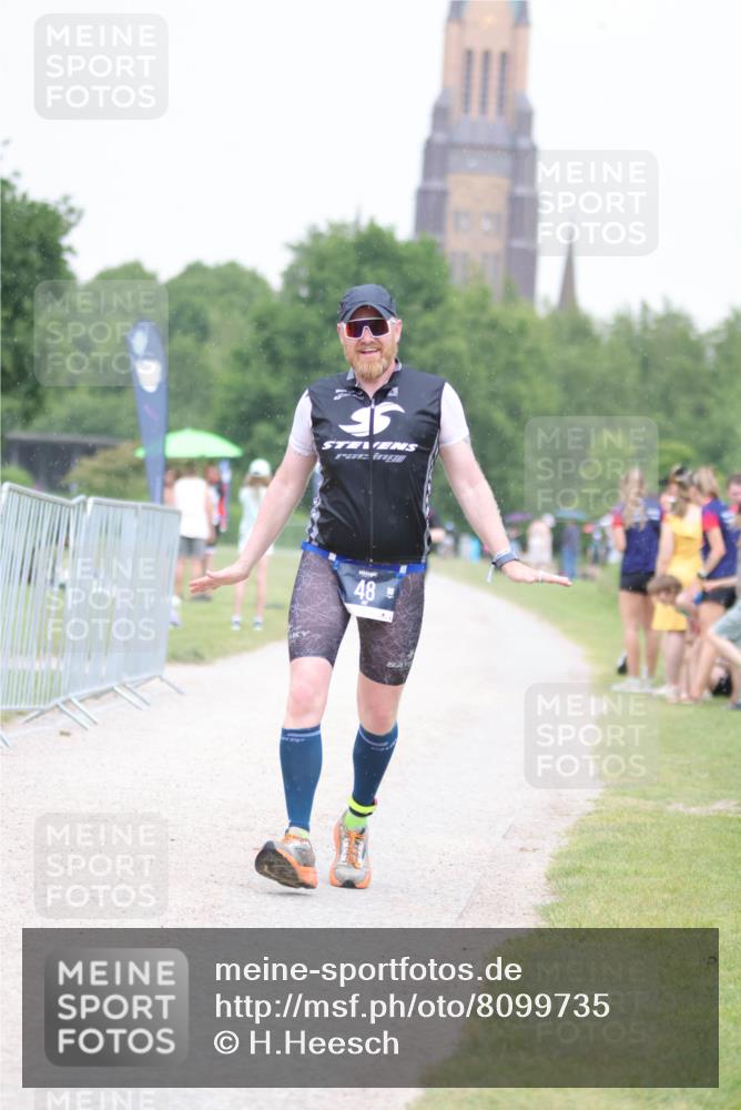 22.06.2025 - Viking Triathlon H.Heesch http://msf.ph/oto/8099735 22.06.2025 16:36:24 Laufen 48, 160 meine-sportfotos.de