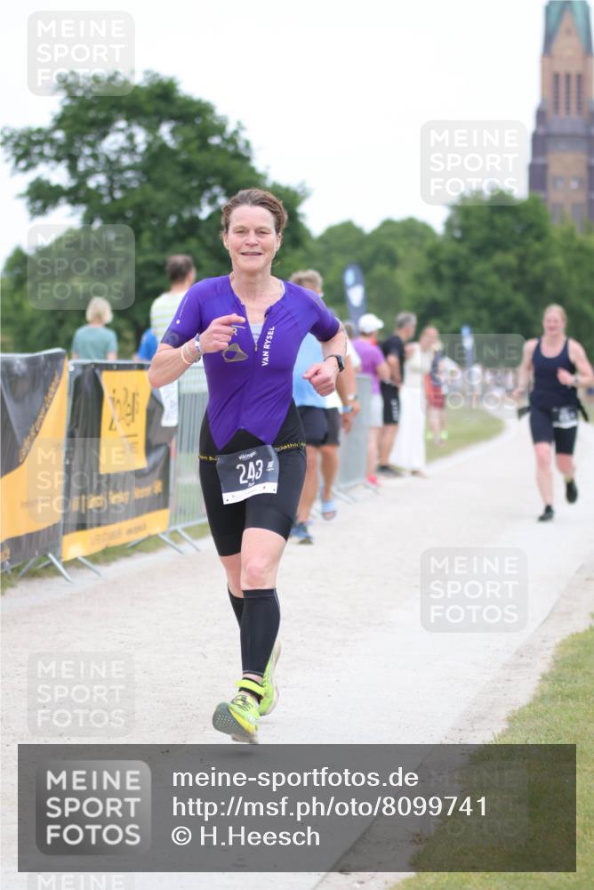 22.06.2025 - Viking Triathlon H.Heesch http://msf.ph/oto/8099741 22.06.2025 15:39:06 Laufen 243, 475, 634 meine-sportfotos.de