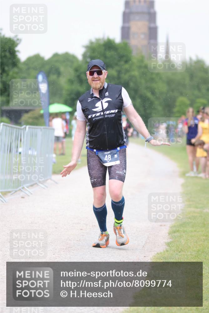 22.06.2025 - Viking Triathlon H.Heesch http://msf.ph/oto/8099774 22.06.2025 16:36:24 Laufen 48, 160 meine-sportfotos.de
