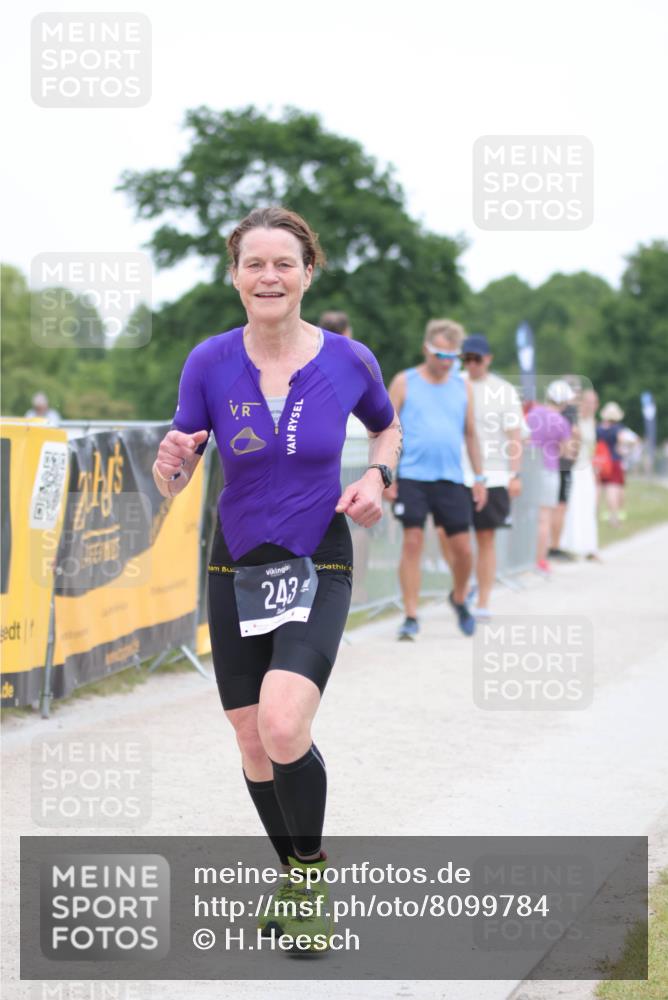 22.06.2025 - Viking Triathlon H.Heesch http://msf.ph/oto/8099784 22.06.2025 15:39:07 Laufen 243, 475, 634 meine-sportfotos.de