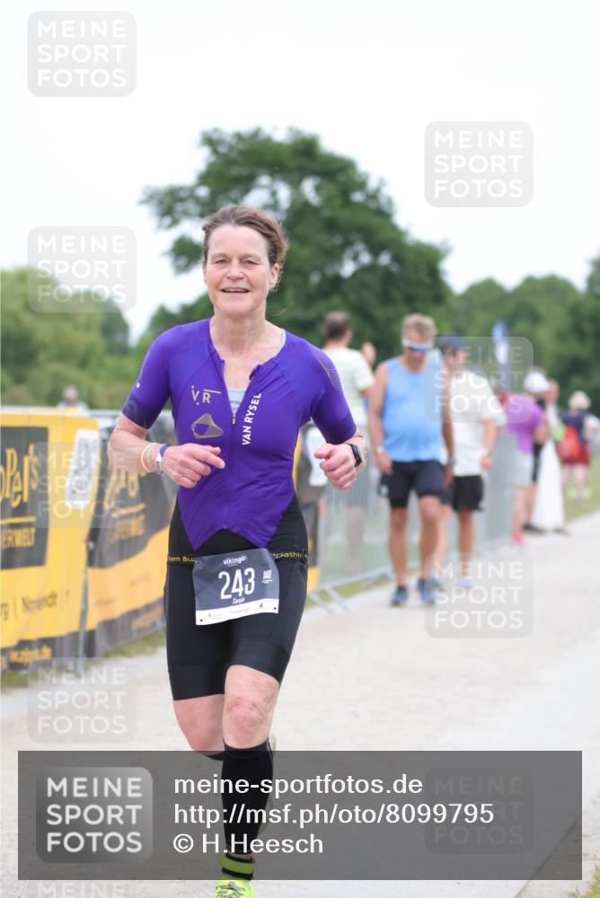 22.06.2025 - Viking Triathlon H.Heesch http://msf.ph/oto/8099795 22.06.2025 15:39:07 Laufen 243, 475, 634 meine-sportfotos.de