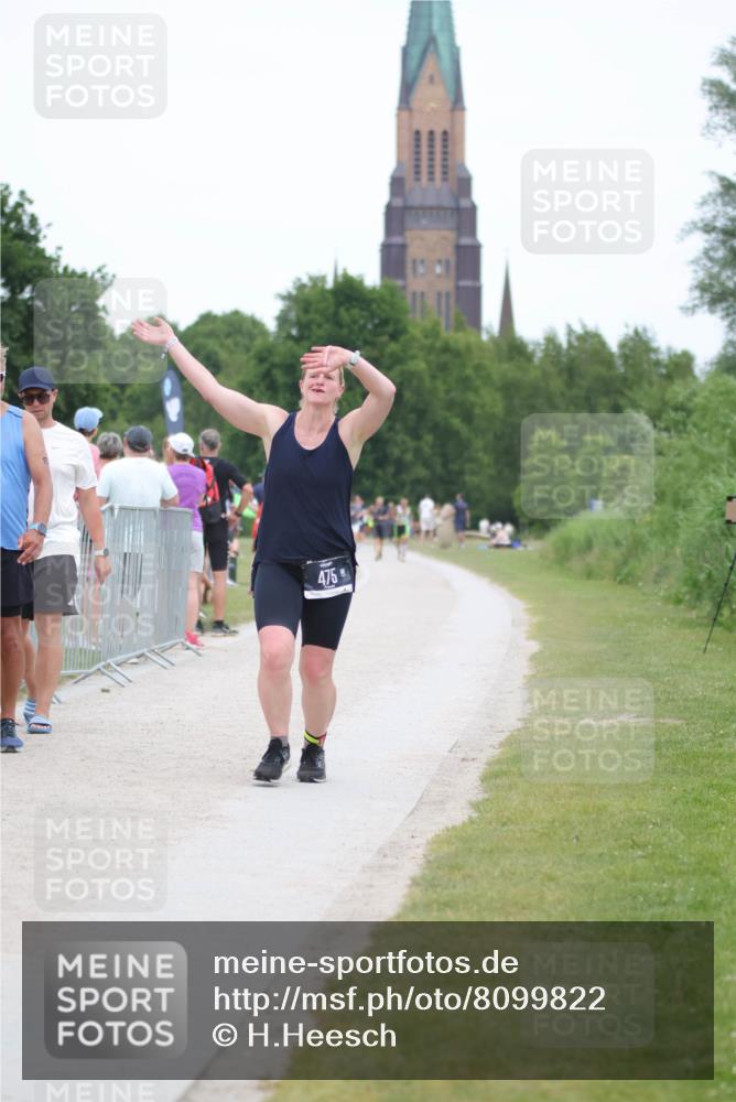 22.06.2025 - Viking Triathlon H.Heesch http://msf.ph/oto/8099822 22.06.2025 15:39:09 Laufen 243, 475, 634 meine-sportfotos.de