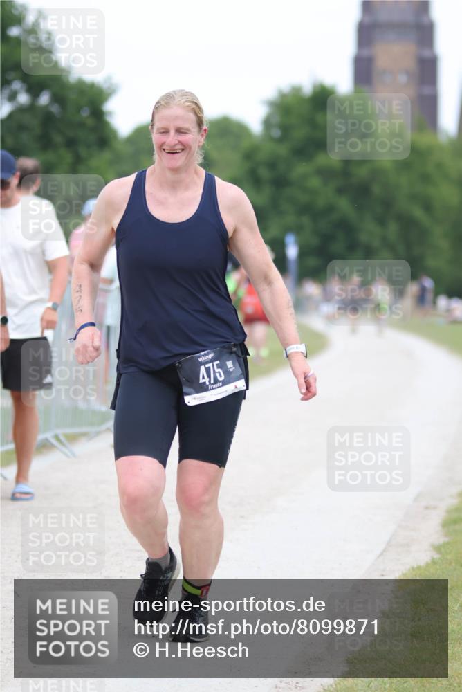 22.06.2025 - Viking Triathlon H.Heesch http://msf.ph/oto/8099871 22.06.2025 15:39:11 Laufen 243, 475 meine-sportfotos.de