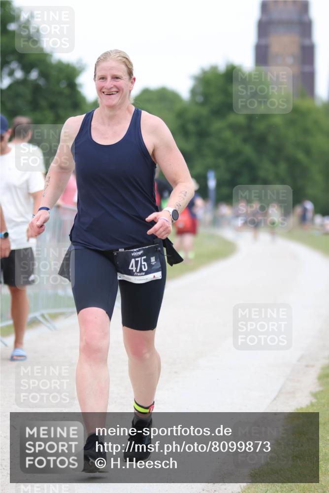 22.06.2025 - Viking Triathlon H.Heesch http://msf.ph/oto/8099873 22.06.2025 15:39:11 Laufen 243, 475 meine-sportfotos.de