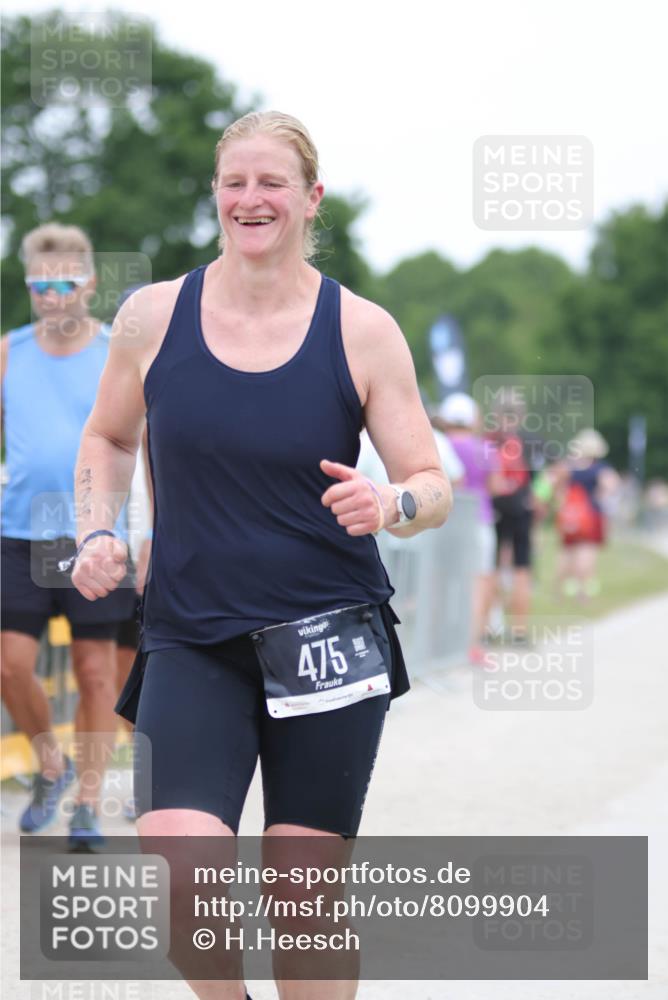 22.06.2025 - Viking Triathlon H.Heesch http://msf.ph/oto/8099904 22.06.2025 15:39:11 Laufen 243, 475 meine-sportfotos.de