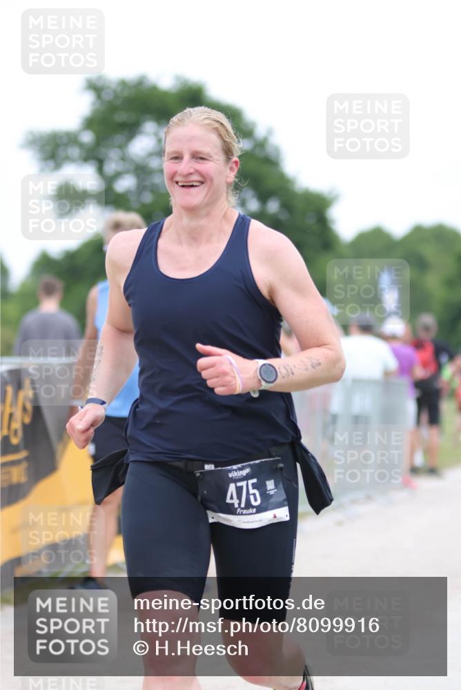 22.06.2025 - Viking Triathlon H.Heesch http://msf.ph/oto/8099916 22.06.2025 15:39:12 Laufen 243, 475 meine-sportfotos.de