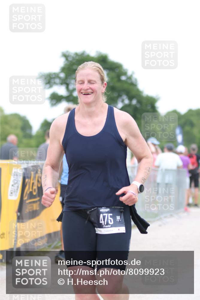 22.06.2025 - Viking Triathlon H.Heesch http://msf.ph/oto/8099923 22.06.2025 15:39:12 Laufen 243, 475 meine-sportfotos.de