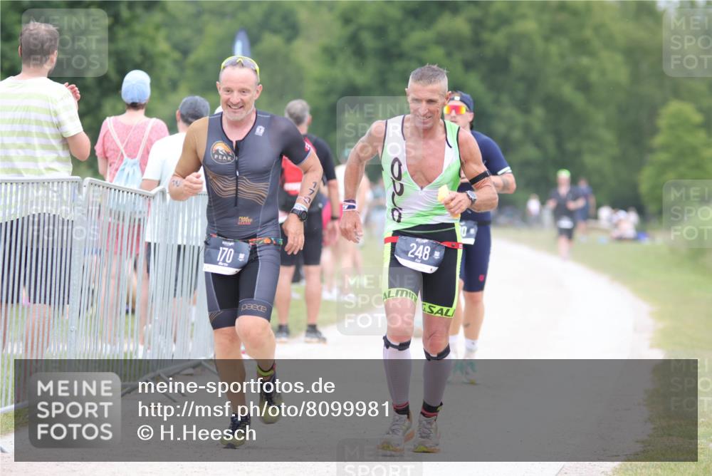 22.06.2025 - Viking Triathlon H.Heesch http://msf.ph/oto/8099981 22.06.2025 15:39:37 Laufen 170, 180, 248 meine-sportfotos.de