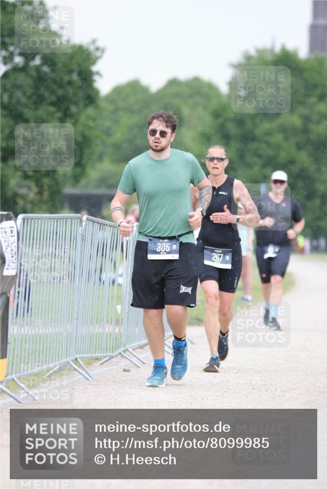 22.06.2025 - Viking Triathlon H.Heesch http://msf.ph/oto/8099985 22.06.2025 16:36:36 Laufen 240, 267, 305 meine-sportfotos.de