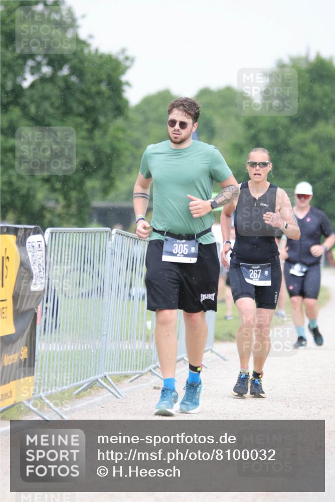 22.06.2025 - Viking Triathlon H.Heesch http://msf.ph/oto/8100032 22.06.2025 16:36:37 Laufen 240, 267, 305 meine-sportfotos.de