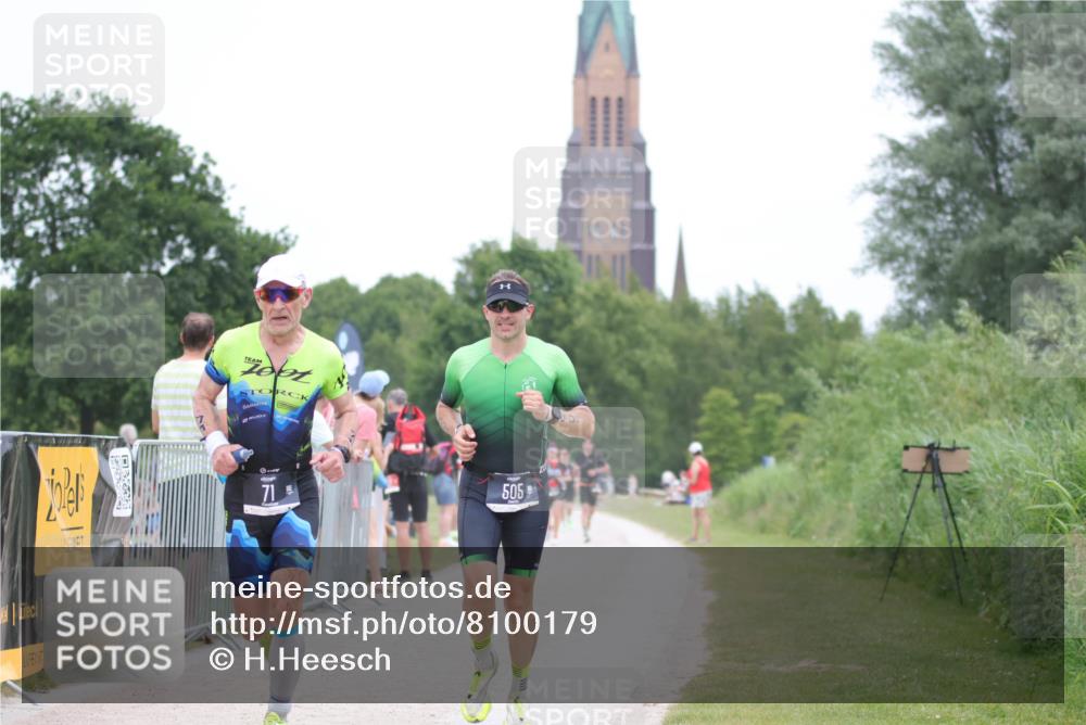 22.06.2025 - Viking Triathlon H.Heesch http://msf.ph/oto/8100179 22.06.2025 15:41:14 Laufen 71, 505 meine-sportfotos.de